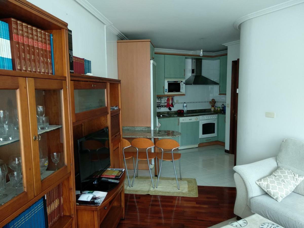 Acogedor Apartamento Cerca De Las Estaciones De Bus Y Tren A Coruna Exterior photo