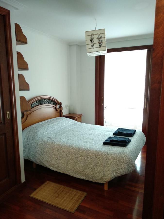 Acogedor Apartamento Cerca De Las Estaciones De Bus Y Tren A Coruna Exterior photo